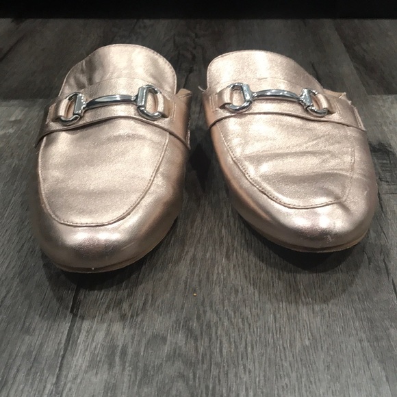 Steve Madden Rose Gold Loafer Slides - Picture 2 of 4